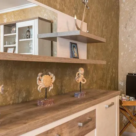 Beach Luxury Apartment